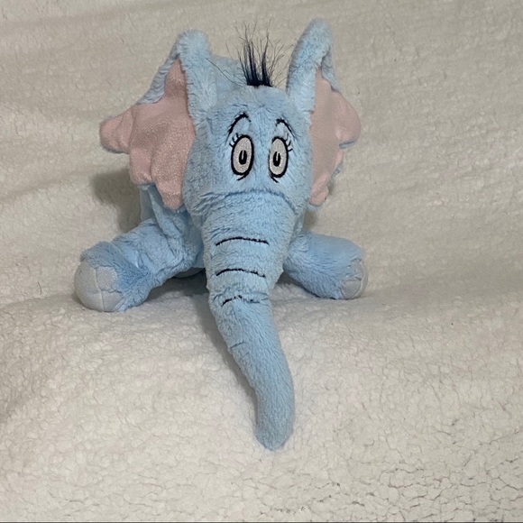 Kohl’s cares Horton Elephant Dr Seuss Blue Plush stuffed animal great preowned - Picture 1 of 8